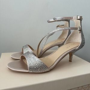 Jewel Badgley Mischka Womens Tangerine Champagne Crystal Sandal 9M